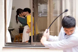 Cậu học trò xuất đầy miệng cô giáo trẻ đến nhà dạy kèm